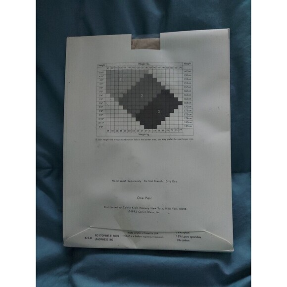 NOS Calvin Klein Control Top Pantyhose Transparency Style 988 Size 2, Light 2 - Picture 2 of 2